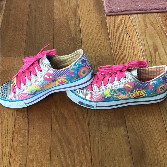 Sketchers Twinkle Toes - Picture 3 of 4